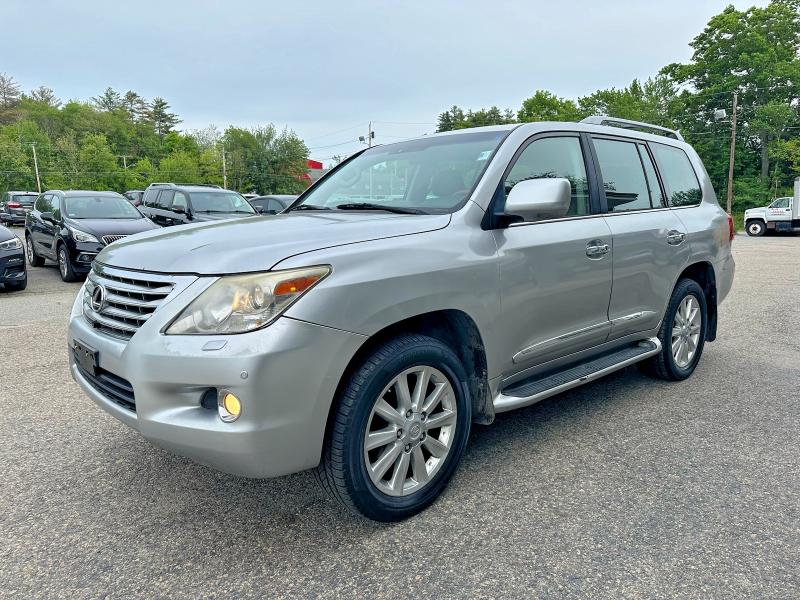 2008 Lexus Lx 570 VIN JTJHY00WX84007796 COPART salvage auction — MINOR DENT/SCRATCHES, CO - CERTIFICATE OF TITLE (P), sold $12,900 on 2026-07-02 (photo 2)
