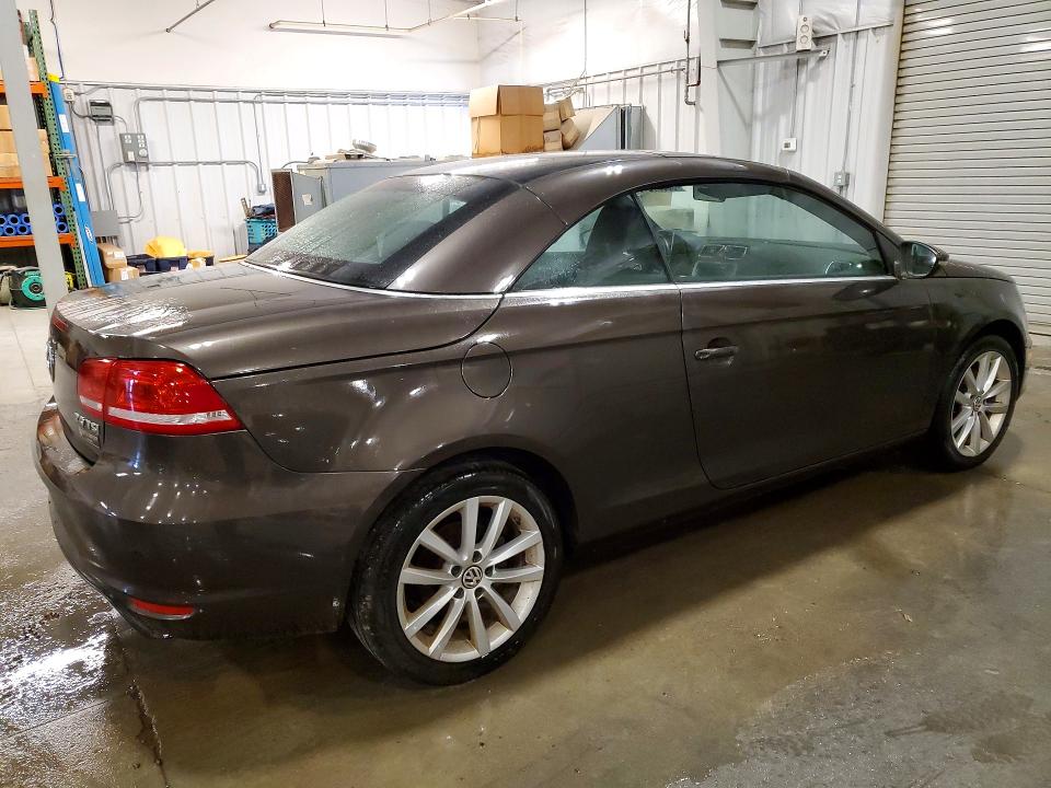 2023 Volkswagen VIN WVWBW8AH1DV008028 COPART salvage auction — MECHANICAL, MN - NON PUBLIC CLEAN TITLE, sold $600 on 2026-07-27 (photo 3)
