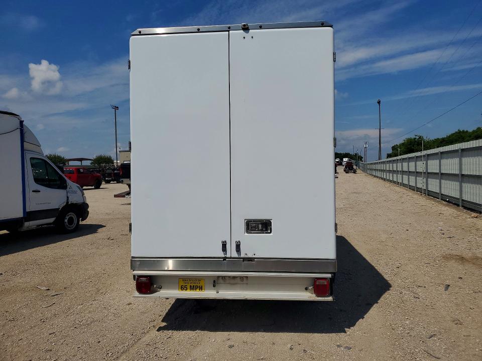 2022 Ford Transit VIN 1FDBW5Z88NKA39696 COPART salvage auction — MECHANICAL, Tx - Certificate Of Title, sold $8,000 on 2026-07-30 (photo 6)