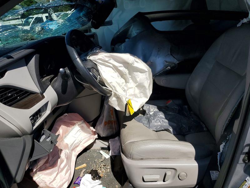 2017 Toyota VIN 5TDYZ3DC7HS812273 COPART salvage auction — FRONT END, Md - Cert Of Salvage > 75% Damage, sold $1,750 on 2026-07-27 (photo 7)
