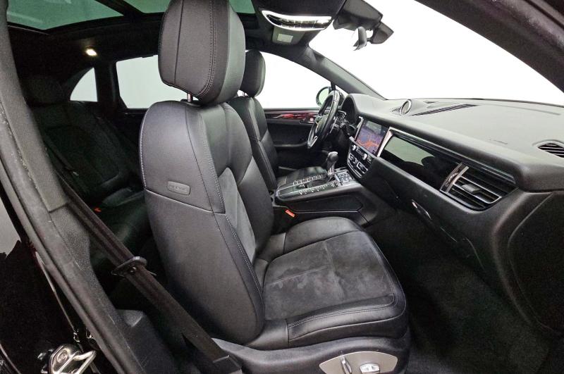 2021 Porsche Macan VIN WP1AA2A57MLB08979 COPART salvage auction — NORMAL WEAR, VA - CERTIFICATE OF TITLE (P), sold $17,700 on 2026-07-27 (photo 5)