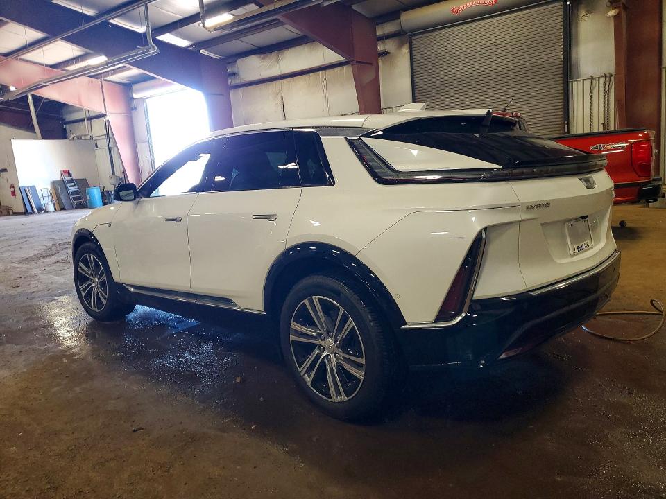 2024 Cadillac Lyriq VIN 1GYKPPRL9RZ103625 COPART salvage auction — Burn Engine, MI - CERT OF TITLE-SALVAGE VEHICLE, sold $9,600 on 2026-08-14 (photo 2)
