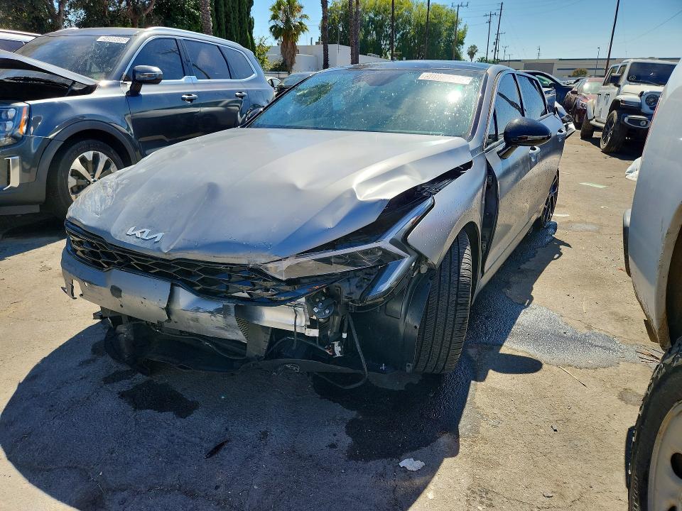 2026 Kia K5 VIN KNAG64J77T5418656 COPART salvage auction — ALL OVER, CA - CERTIFICATE OF TITLE, sold $525 on 2026-07-28 (photo 1)