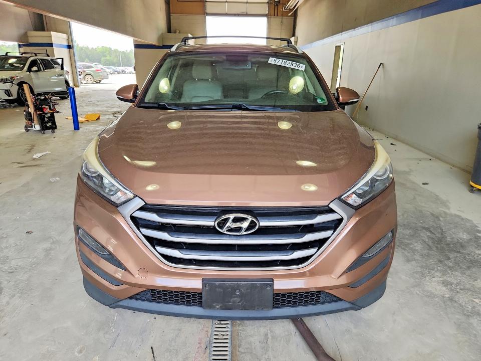 2017 Hyundai Tucson VIN KM8J3CA40HU510640 COPART salvage auction — REAR END, VA - CERT OF TITLE - SALVAGE, sold $2,400 on 2026-07-02 (photo 5)