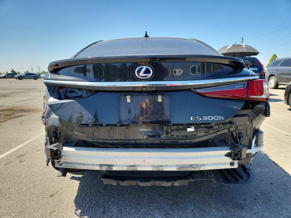 2019 Lexus VIN JTHB21B18K2004401 COPART salvage auction — REAR END, Salvage Title, sold $2,500 on 2026-07-21 (photo 6)