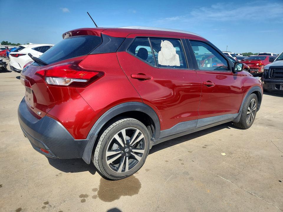 2018 Nissan VIN 3N1CP5CU8JL511337 COPART salvage auction — WATER/FLOOD, Tx - Salvage Title-Flood Damage, sold $1,400 on 2026-07-09 (photo 3)
