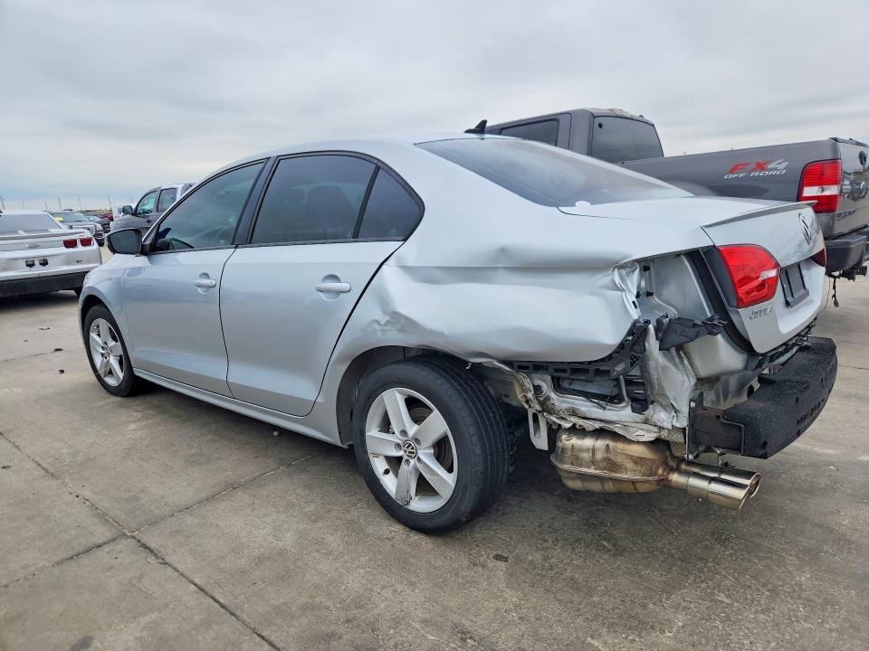 2012 Volkswagen Jetta VIN 3VWLL7AJ3CM421780 COPART salvage auction — REAR END, Tx - Certificate Of Title (P), sold $2,200 on 2026-07-09 (photo 2)