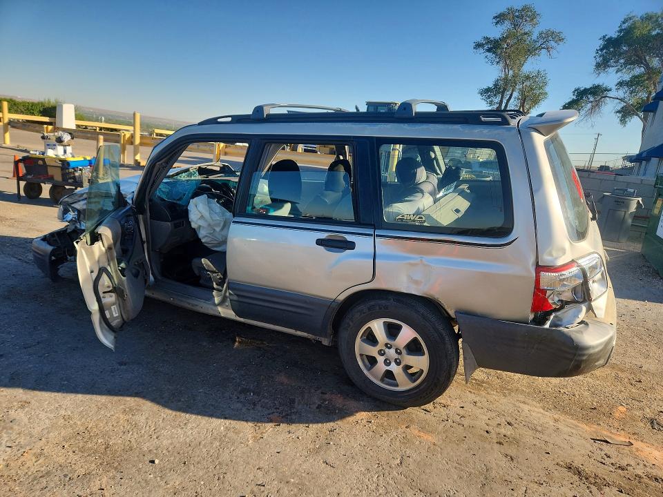 2001 Subaru Forester VIN JF1SF63571H717621 COPART salvage auction — FRONT END, Nm - Non-Repairable Vehicle Cert, sold $200 on 2026-07-27 (photo 2)