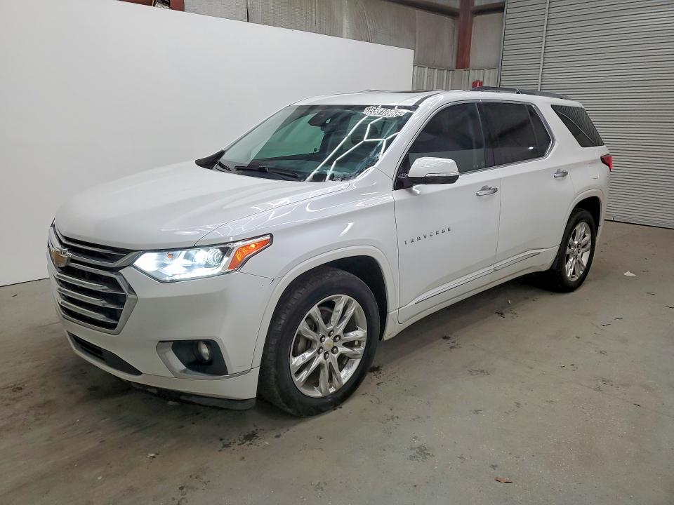 2018 Chevrolet Traverse VIN 1GNEVKKW8JJ267880 COPART salvage auction — MINOR DENT/SCRATCHES, GA - CERTIFICATE OF TITLE, sold $8,800 on 2026-07-09 (photo 1)