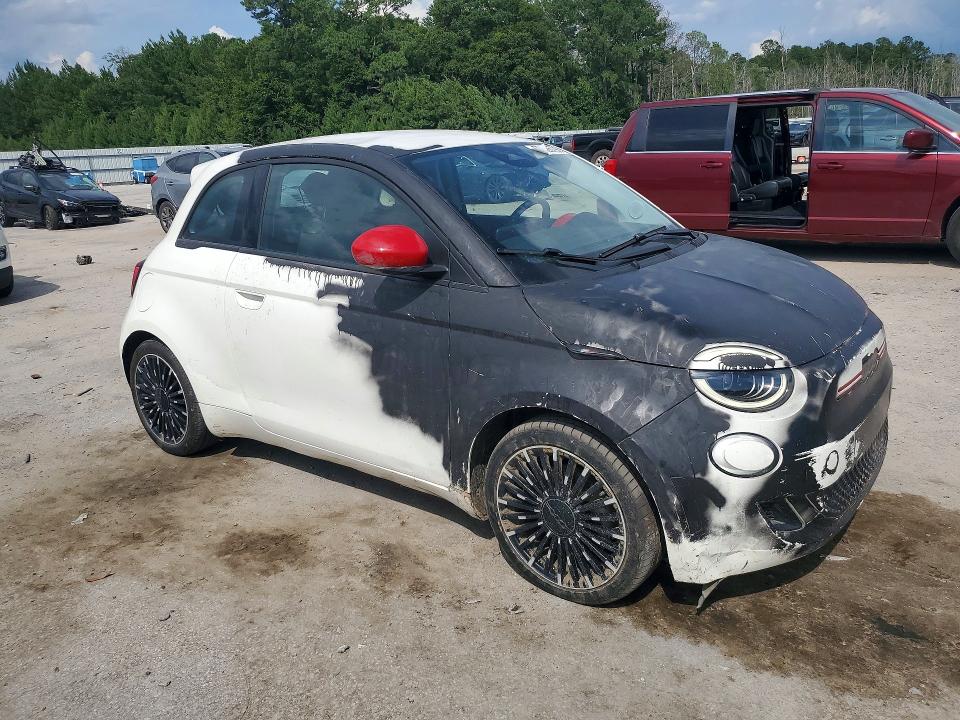 2024 Fiat 500 VIN ZFAFFAA48RX219851 COPART salvage auction — SIDE, SC - CERT OF TITLE-SALVAGE, sold $5,500 on 2026-08-03 (photo 4)