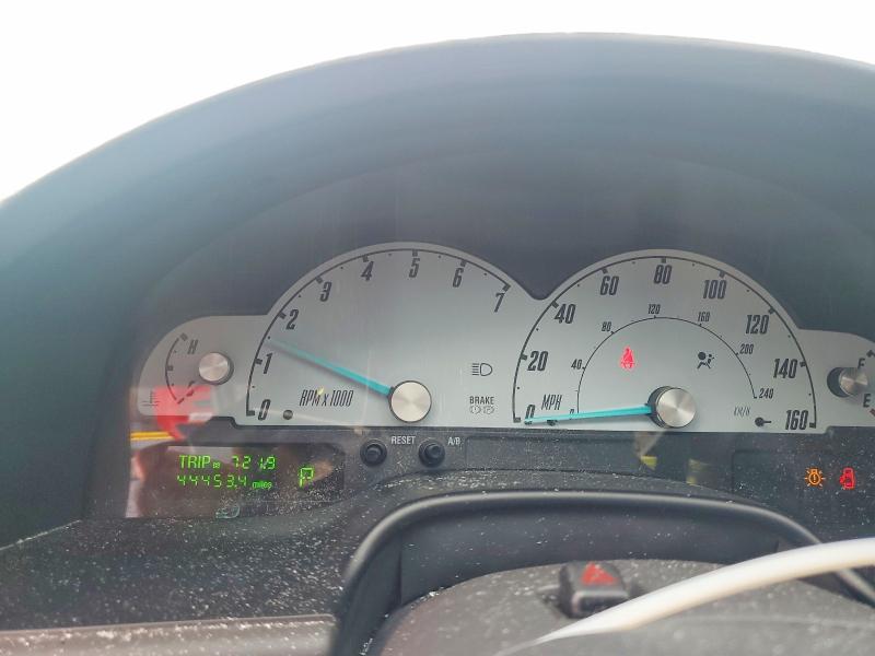 2002 Ford Thunderbird VIN 1FAHP60A12Y115789 COPART salvage auction — FRONT END, Or - Salvage Title Certificate, sold $1,900 on 2026-07-22 (photo 9)