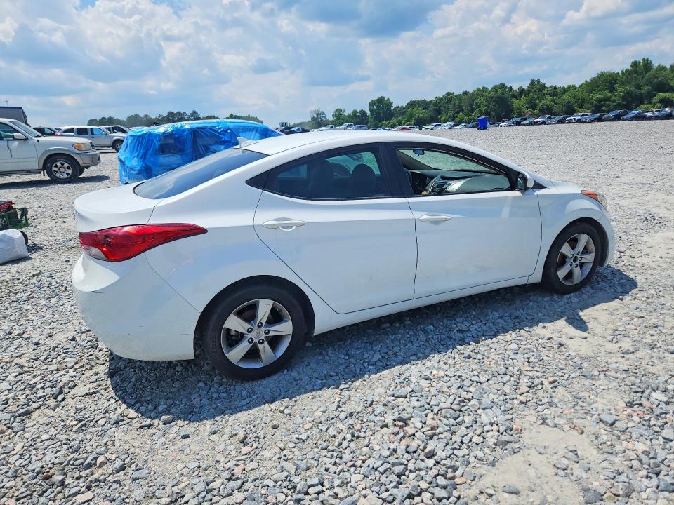 2013 Hyundai VIN 5NPDH4AE8DH390057 COPART salvage auction — VANDALISM, GA - CERT OF TITLE-SALVAGE, sold $500 on 2026-07-02 (photo 3)