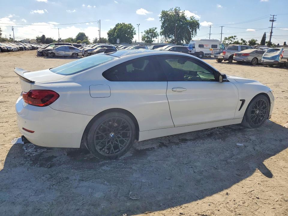 2015 BMW 4er VIN WBA3N7C50FK224975 COPART salvage auction — MINOR DENT/SCRATCHES, Mt - Dis/Dlr/Exp Only Clean Title, sold $1,300 on 2026-08-03 (photo 3)