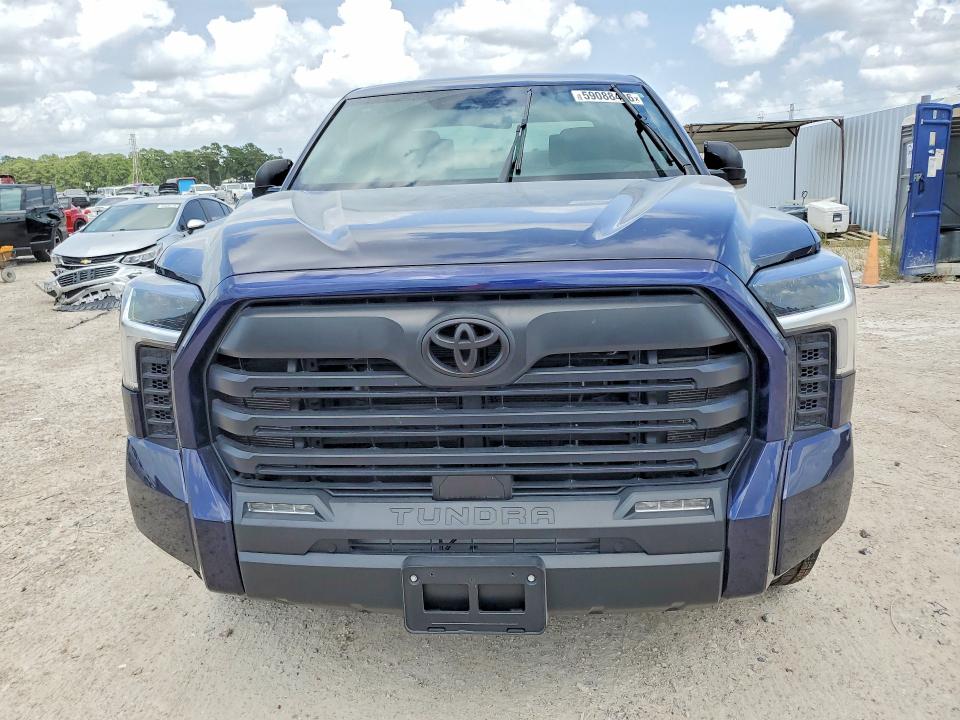 2025 Toyota Tundra VIN 5TFLA5DB9SX315831 COPART salvage auction — WATER/FLOOD, Tx - Salvage Title-Flood Damage, sold $21,600 on 2026-07-28 (photo 5)