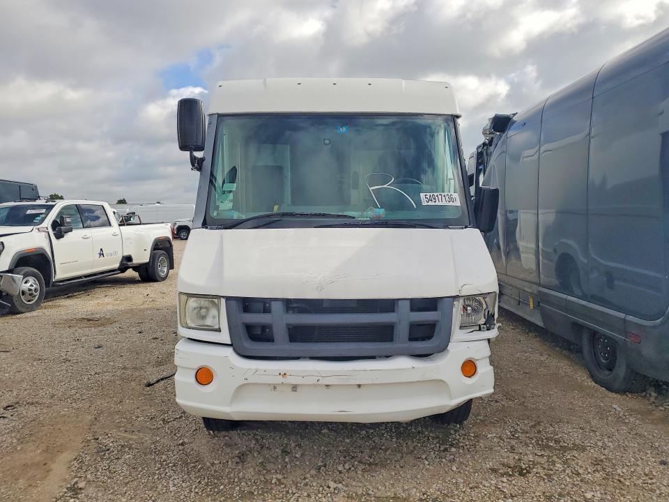 2012 Isuzu Npr VIN JALB4T171C7W00515 COPART salvage auction — ALL OVER, Tx - Certificate Of Title, sold $1,750 on 2026-07-29 (photo 5)