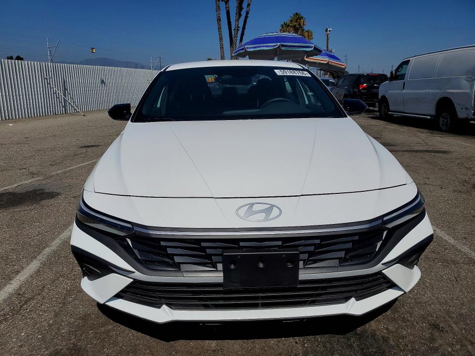 2025 Hyundai Elantra VIN KMHLM4DG1SU065916 COPART salvage auction — DAMAGE HISTORY, Ca - Dis/Dlr/Exp Only Clean Title, sold $11,600 on 2026-07-29 (photo 5)