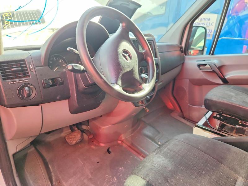 2014 Mercedes-benz VIN WD3PE8DC5E5881267 COPART salvage auction — MINOR DENT/SCRATCHES, Nc - Dealer Only Clean Title, sold $3,800 on 2026-07-22 (photo 8)