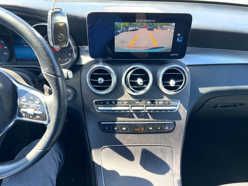 2020 Mercedes-benz Glc VIN WDC0G8DB0LF697011 COPART salvage auction — MINOR DENT/SCRATCHES, Salvage Title, sold $11,400 on 2026-08-12 (photo 9)