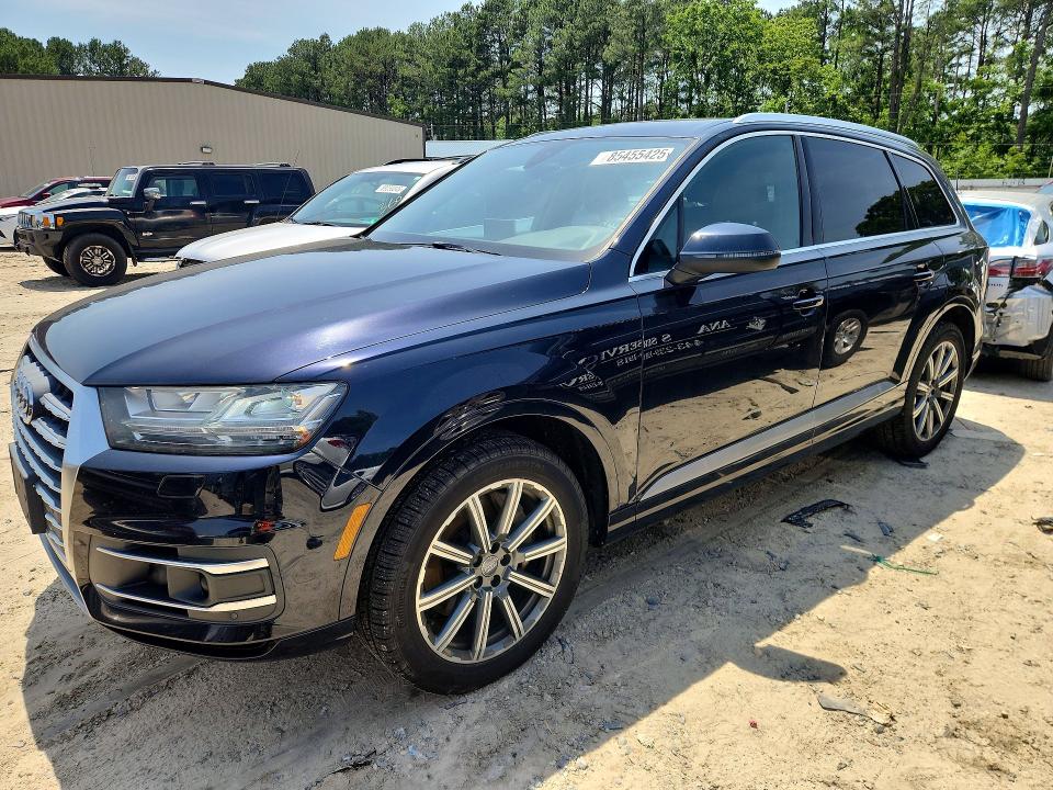 2017 Audi Q7 VIN WA1LAAF72HD057903 COPART salvage auction — SIDE, Salvage Title, sold $1,100 on 2026-07-21 (photo 1)