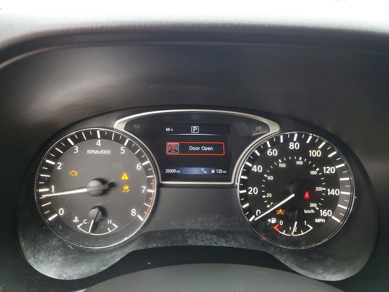 2019 Nissan Pathfinder VIN 5N1DR2MN4KC619688 COPART salvage auction — MINOR DENT/SCRATCHES, Ar - Dis/Dlr/Exp Only Clean Title (P), sold $1,200 on 2026-07-10 (photo 9)