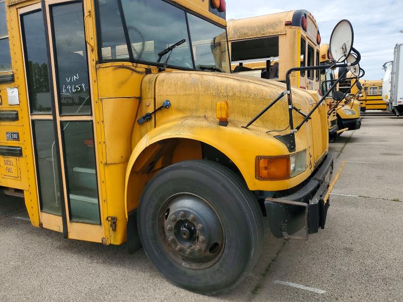 2004 Icrp VIN 4DRBRAAN64B969659 COPART salvage auction — ALL OVER, OH - CERTIFICATE OF TITLE, sold $1,450 on 2026-07-07 (photo 9)