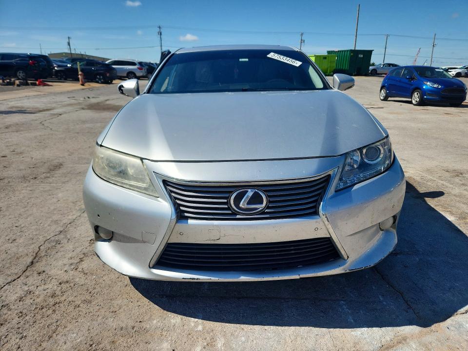 2013 Lexus VIN JTHBW1GG7D2032484 COPART salvage auction — SIDE, Ok - Cert Of Title-Salvage, sold $500 on 2026-07-28 (photo 5)