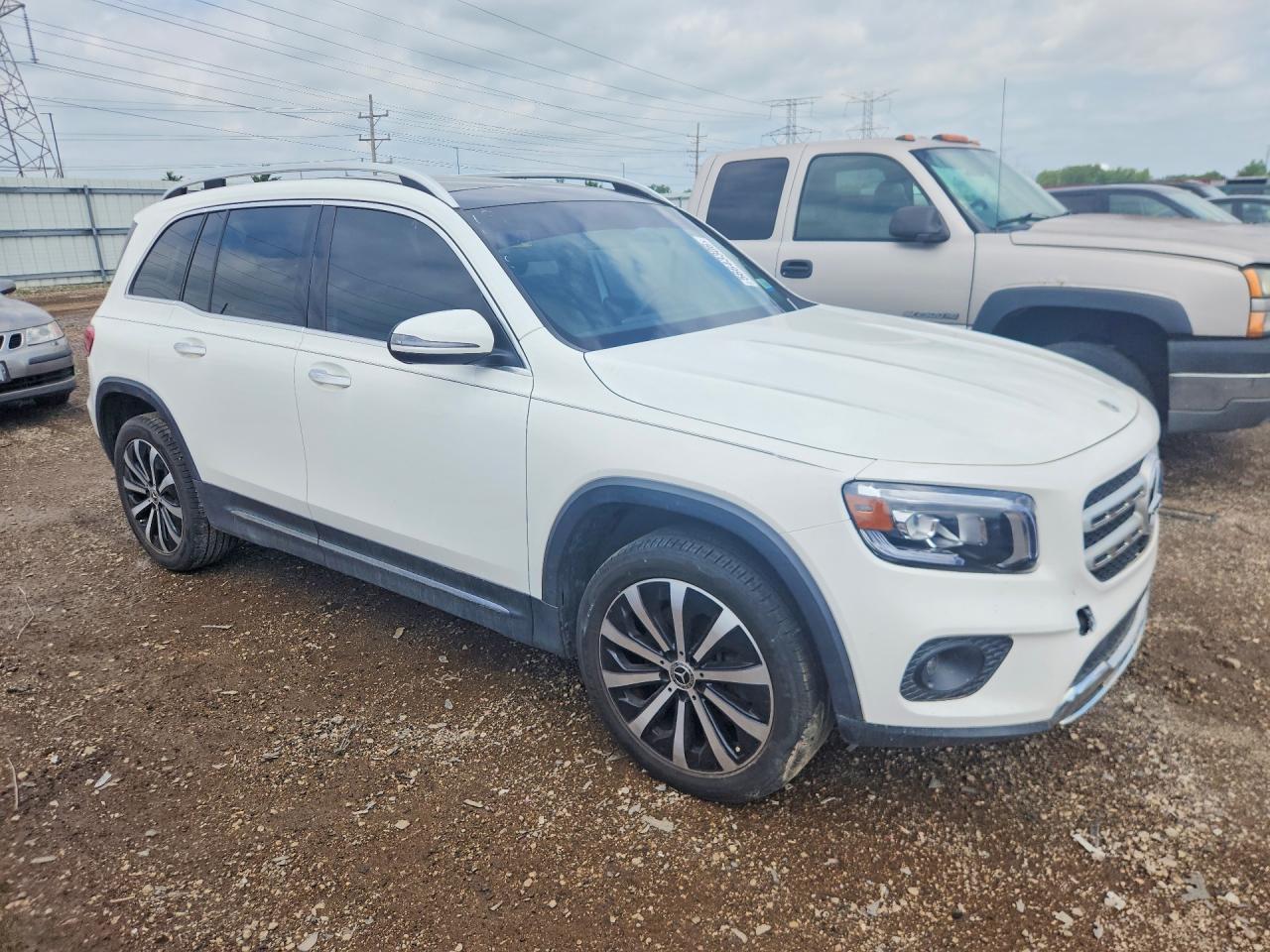 2021 Mercedes-Benz GLB-Class VIN W1N4M4GBXMW106309 COPART salvage auction — Minor Dent/Scratches, IL - CERTIFICATE OF TITLE, sold $11,100 on 2026-07-08 (photo 4)