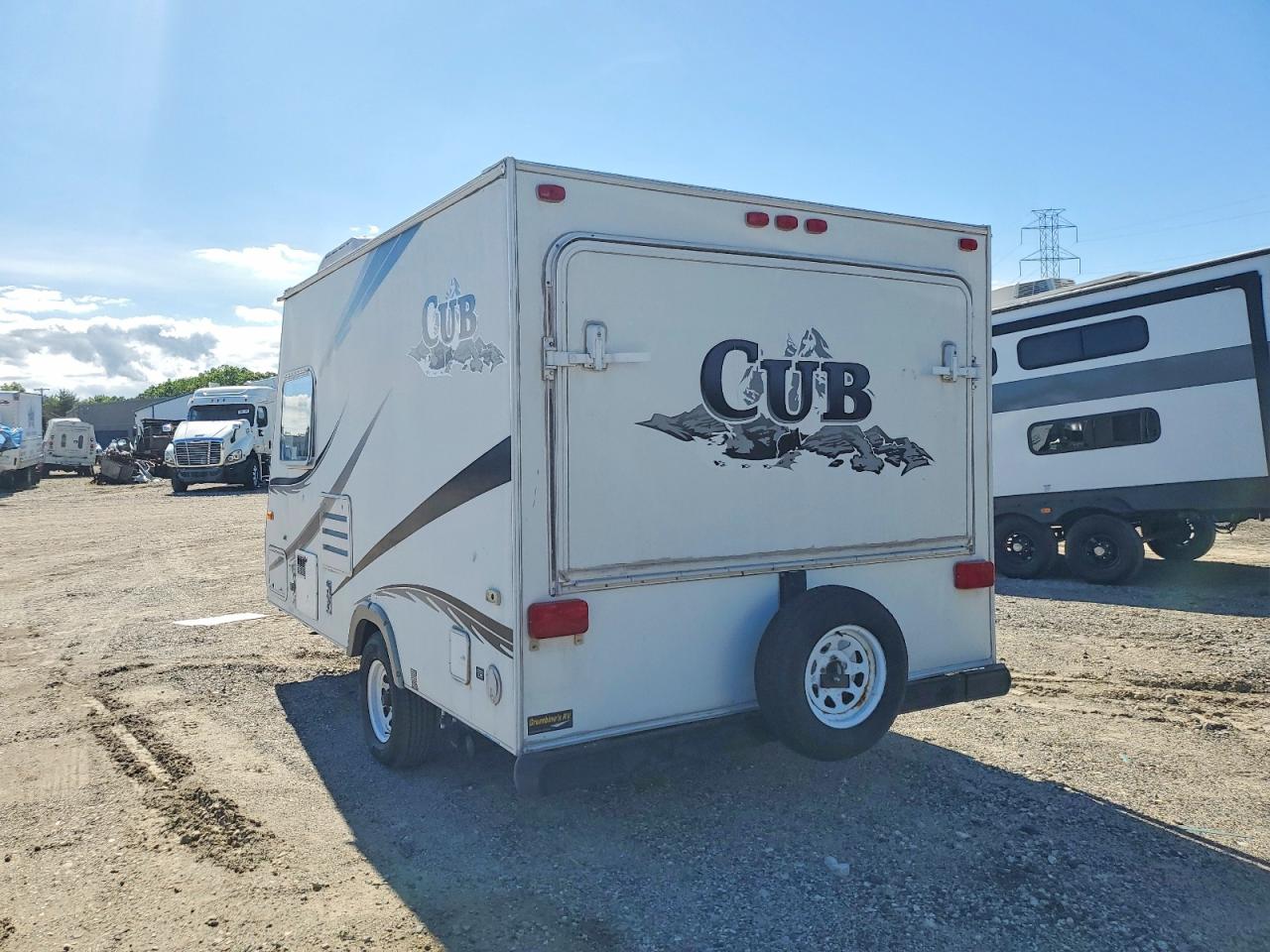 2006 Aero Trailer VIN 47CTA4G126J165047 COPART salvage auction — Minor Dent/Scratches, NJ - CERTIFICATE OF TITLE, sold $125 on 2026-07-07 (photo 3)