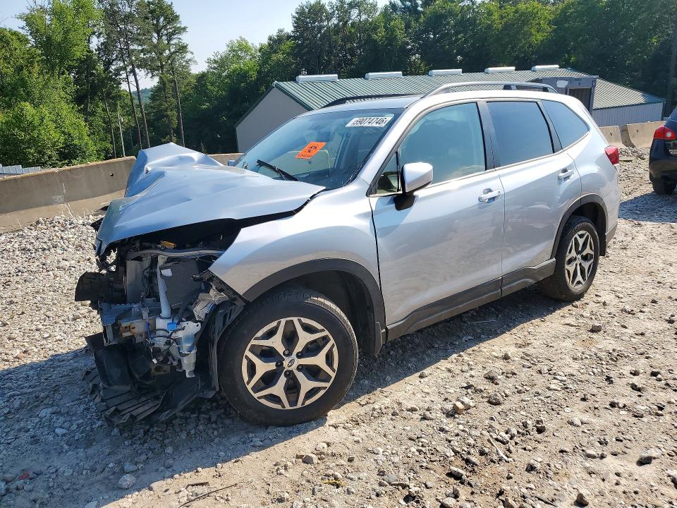 2020 Subaru Forester VIN JF2SKAJC7LH432903 COPART salvage auction — FRONT END, Salvage Title, sold $600 on 2026-08-26 (photo 1)