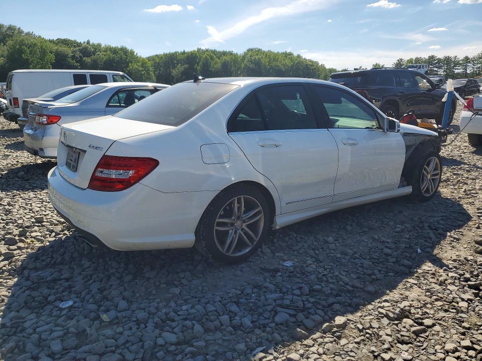 2013 Mercedes-benz C-klasse VIN WDDGF8AB5DR297527 COPART salvage auction — FRONT END, Nj - Cert Of Title-Salvage, sold $2,150 on 2026-07-08 (photo 3)