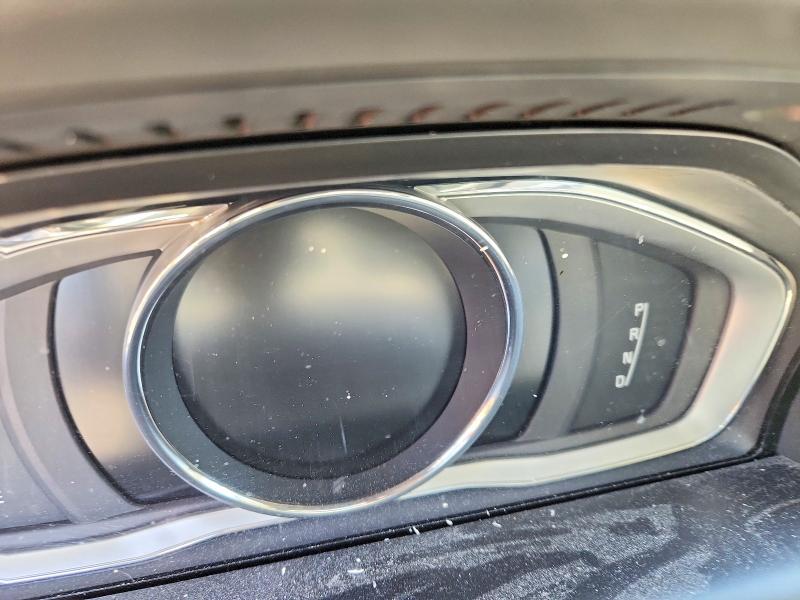 2015 Volvo Xc60 VIN YV440MDK6F2685751 COPART salvage auction — MINOR DENT/SCRATCHES, Oh - Certificate Of Title, sold $1,650 on 2026-07-23 (photo 9)