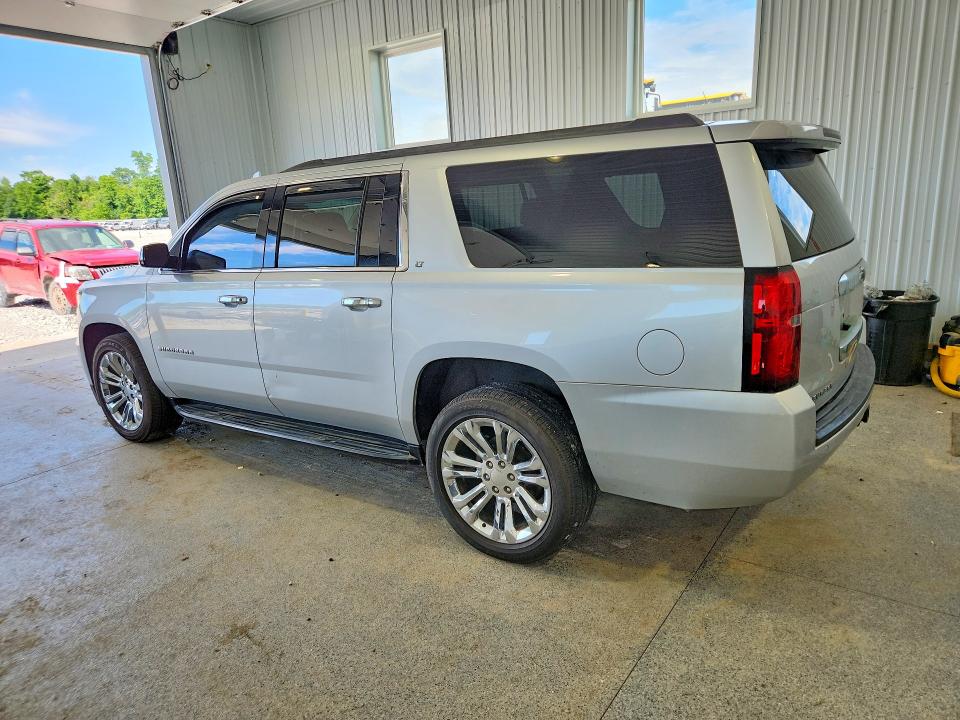 2019 Chevrolet Suburban VIN 1GNSKHKC3KR177298 COPART salvage auction — MINOR DENT/SCRATCHES, OH - CERT OF TITLE-REPOSSESSION, sold $10,500 on 2026-07-30 (photo 2)