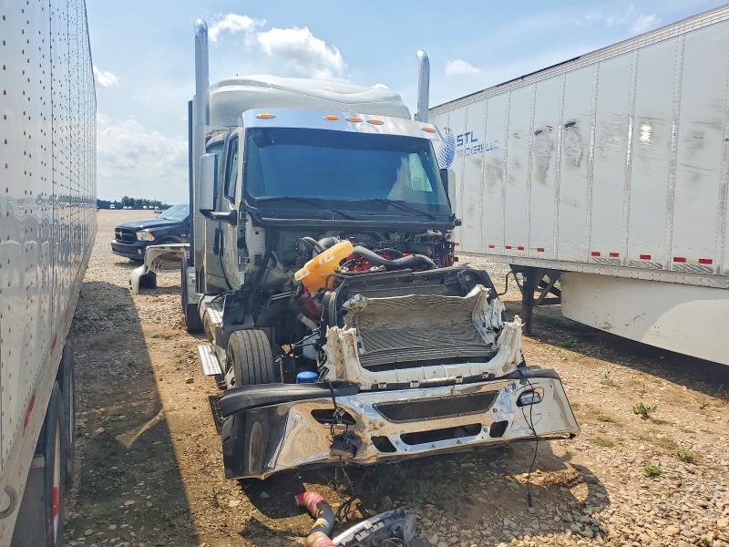 2025 International Lt VIN 3HSDZAPR6SN488373 — COPART salvage auction photo