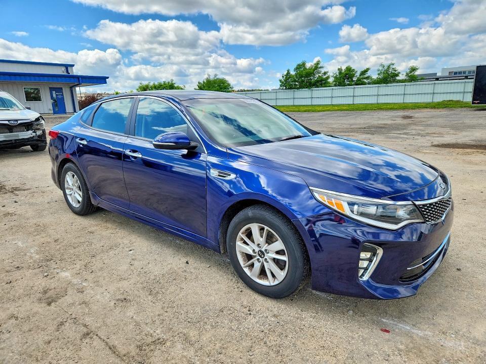 2018 Kia Optima VIN 5XXGT4L34JG214413 COPART salvage auction — HAIL, Wi - Certificate Of Title (P), sold $3,800 on 2026-07-28 (photo 4)