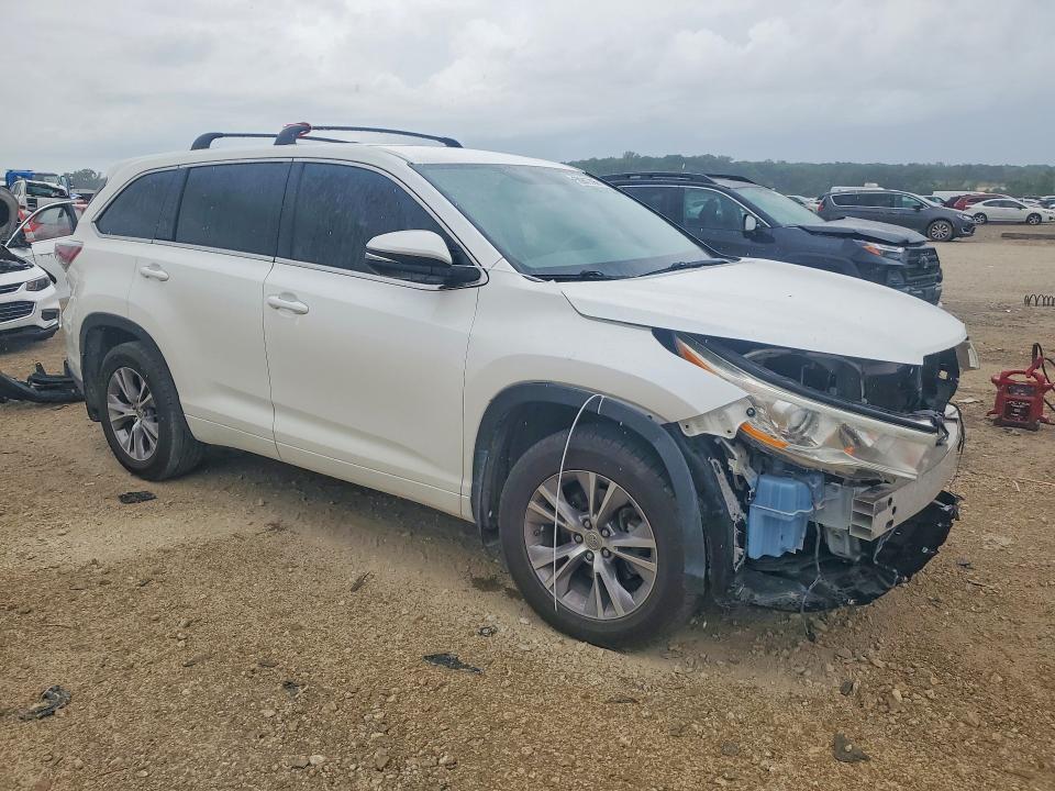 2014 Toyota VIN 5TDBKRFH5ES064558 COPART salvage auction — FRONT END, Ks - Cert Of Title-Salvage, sold $5,300 on 2026-07-16 (photo 4)