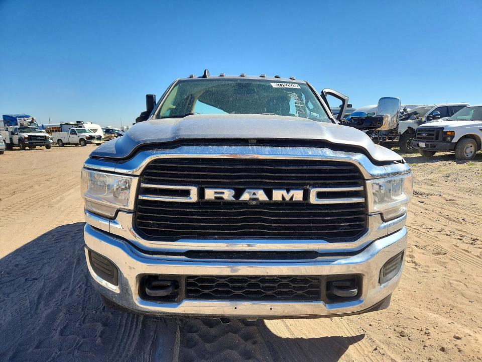 2020 Ram VIN 3C63RRGL7LG292843 COPART salvage auction — ROLLOVER, Tx - Certificate Of Title, sold $4,100 on 2026-07-09 (photo 5)