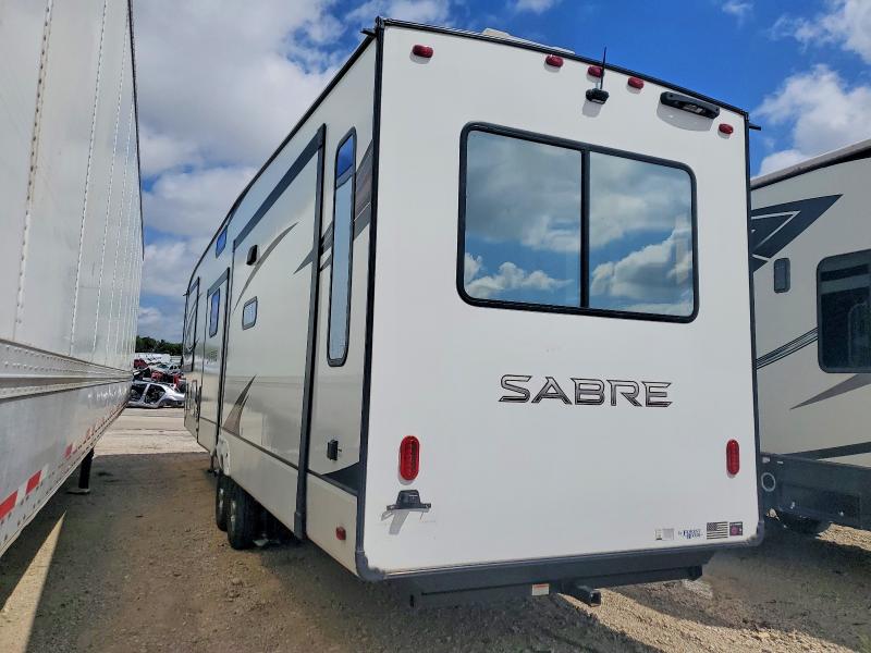 2024 Sabre by forest rive 5th wheel VIN 5ZT3SR1BXR6114009 COPART salvage auction — WATER/FLOOD, TX - SALVAGE TITLE-FLOOD DAMAGE, sold $1,450 on 2026-07-30 (photo 3)