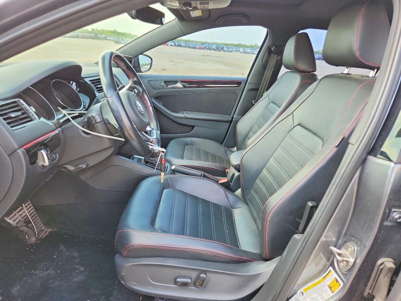 2018 Volkswagen VIN 3VW4T7AJ5JM247387 COPART salvage auction — SIDE, Tx - Salvage Vehicle Title, sold $4,750 on 2026-07-02 (photo 7)