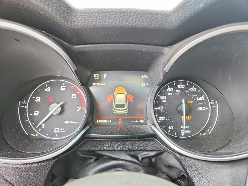 2019 Alfa romeo Stelvio VIN ZASPAKAN0K7C32245 COPART salvage auction — FRONT END, IL - CERTIFICATE OF TITLE, sold $400 on 2026-07-29 (photo 9)