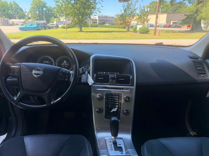 2012 Volvo Xc60 VIN YV4940DZ6C2274992 COPART salvage auction — DAMAGE HISTORY, Fl - Dealer Only Clean Title (P), sold $275 on 2026-07-09 (photo 9)