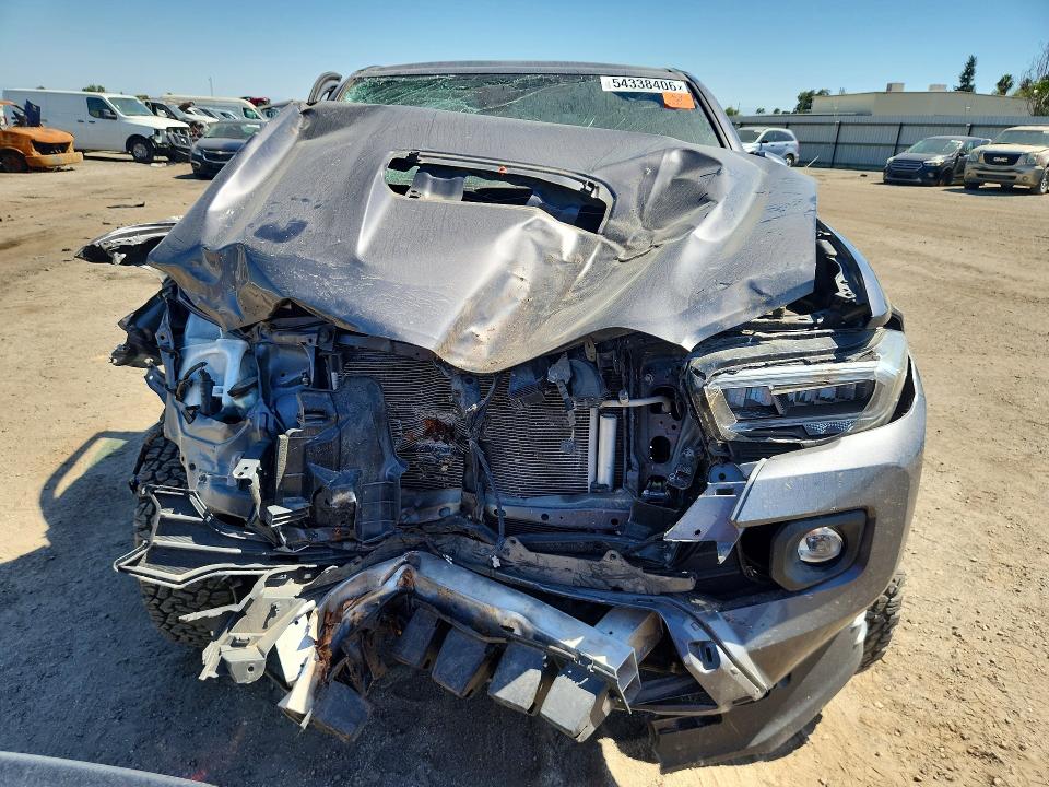 2022 Toyota Tacoma VIN 3TYDZ5BN2NT016853 COPART salvage auction — FRONT END, Ca - Salvage Certificate, sold $5,400 on 2026-07-24 (photo 5)