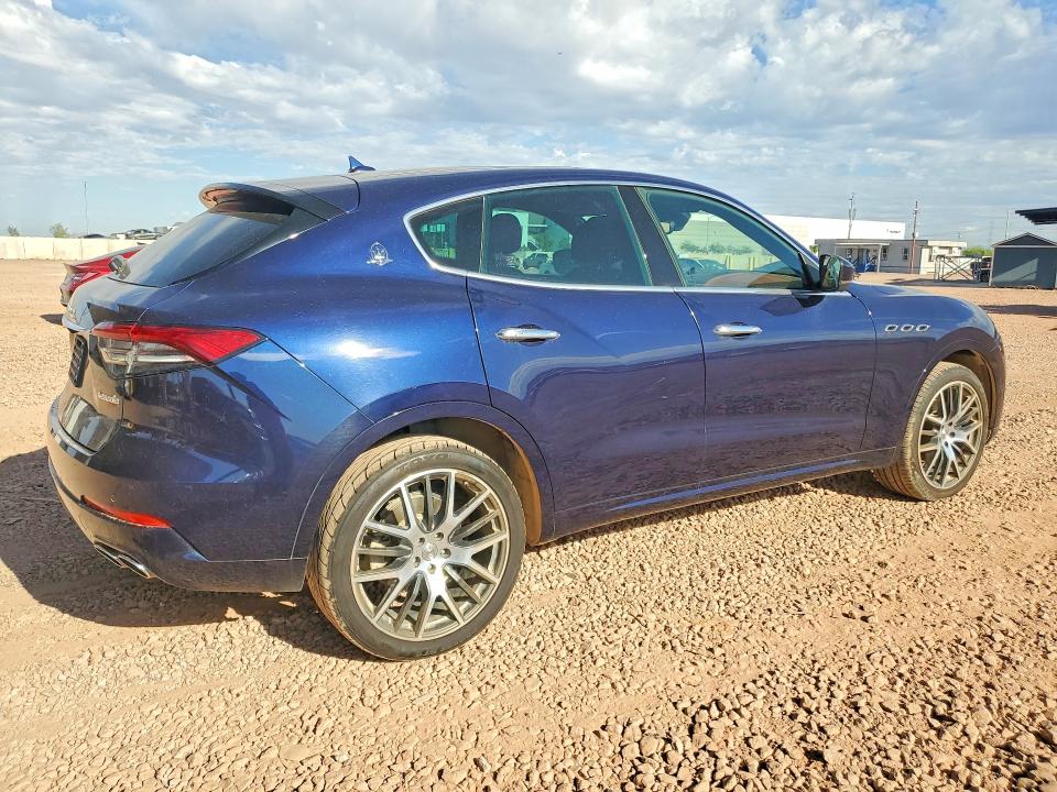 2021 Maserati VIN ZN661XUA7MX363118 COPART salvage auction — MINOR DENT/SCRATCHES, Az - Cert Of Title - Salvage, sold $12,500 on 2026-08-25 (photo 3)