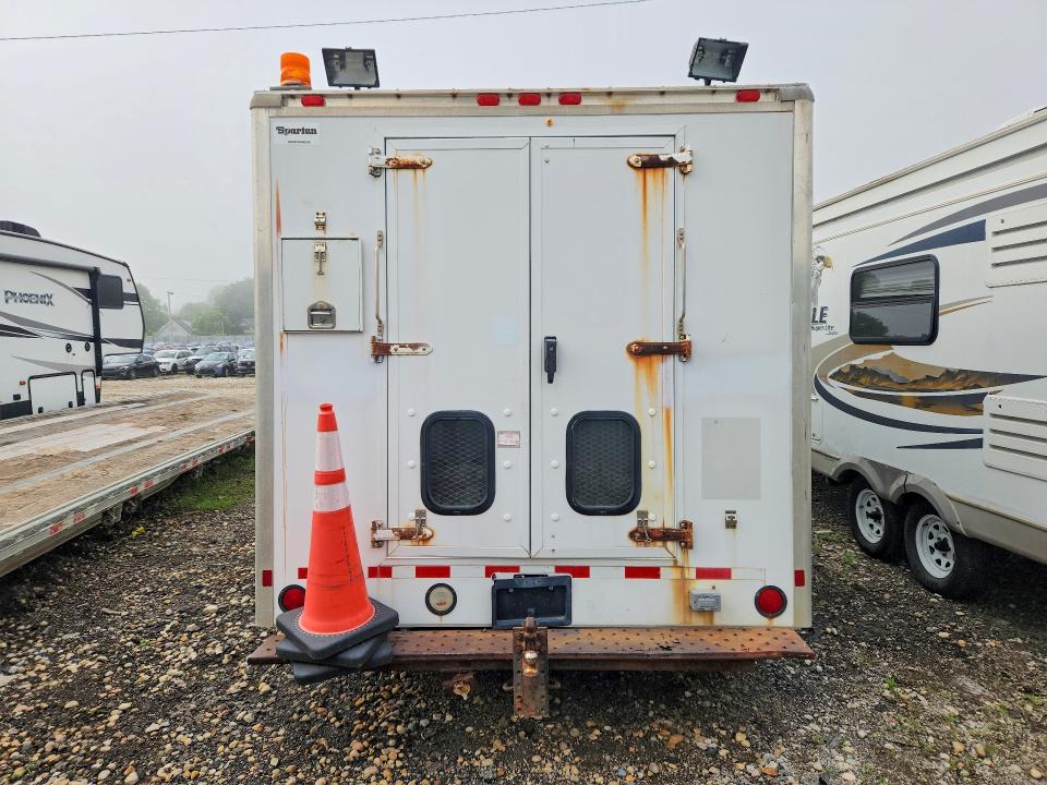 2006 Chevrolet Express 2500 VIN 1GBJG31U961219663 COPART salvage auction — NORMAL WEAR, WI - CERTIFICATE OF TITLE, sold $525 on 2026-07-09 (photo 6)