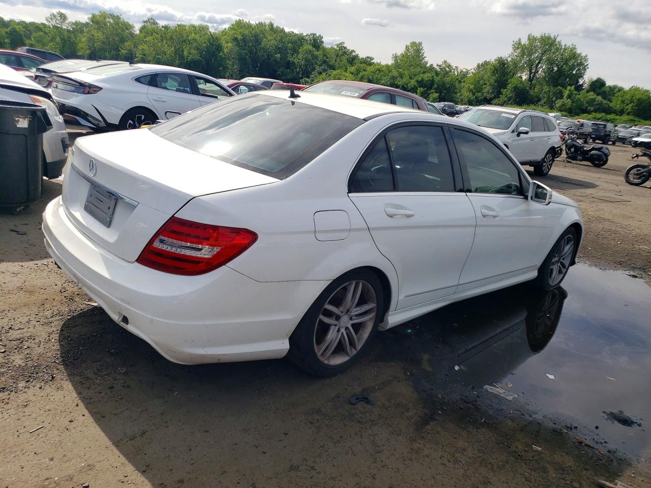 2014 Mercedes-Benz C-Class VIN WDDGF4HBXER305170 COPART salvage auction — Front End, NY - CERTIFICATE OF TITLE, sold $475 on 2026-06-30 (photo 3)