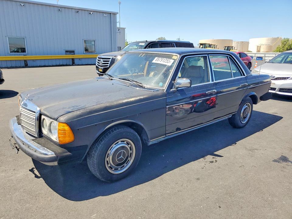 1982 Mercedes-benz 300 VIN WDBAB33A3CB013238 COPART salvage auction — VANDALISM, Ca - Salvage Certificate, sold $500 on 2026-07-08 (photo 1)