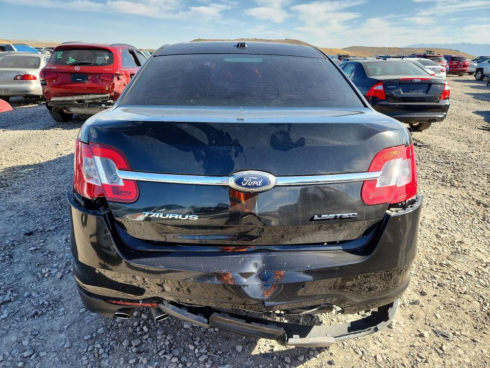 2010 Ford Taurus VIN 1FAHP2FW6AG134001 COPART salvage auction — REAR END, Ut - Salvage Certificate, sold $525 on 2026-07-02 (photo 6)