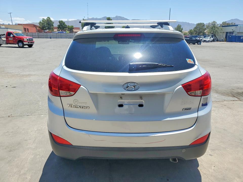 2015 Hyundai Tucson VIN KM8JUCAG7FU961696 COPART salvage auction — FRONT END, Tx - Salvage Vehicle Title, sold $1,350 on 2026-07-24 (photo 6)