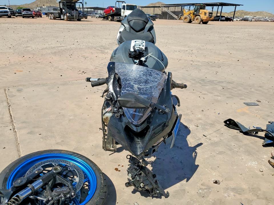 2026 Kawasaki VIN JKBZXJK1XTA015575 COPART salvage auction — FRONT END, AZ - CERT OF TITLE - SALVAGE, sold $350 on 2026-07-30 (photo 2)