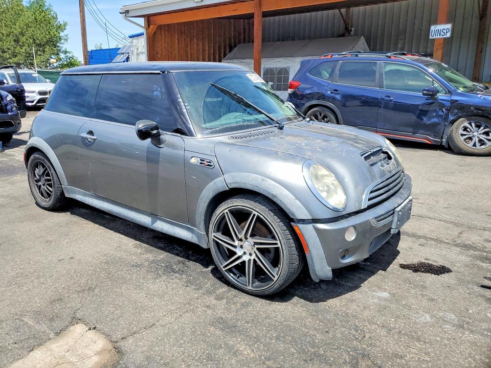 2002 Mini Cooper VIN WMWRE33482TD56884 COPART salvage auction — HAIL, Co - Salvage Title, sold $275 on 2026-07-09 (photo 4)
