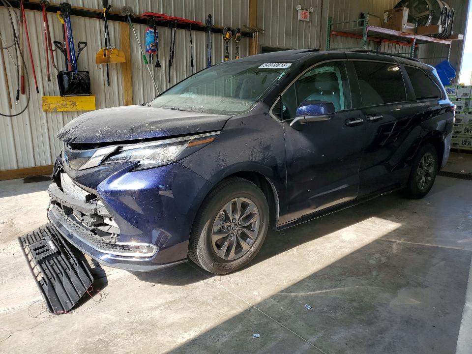 2023 Toyota Sienna VIN 5TDYRKEC4PS172742 COPART salvage auction — FRONT END, Mo - Salvage Certificate Of Title, sold $10,700 on 2026-07-28 (photo 1)